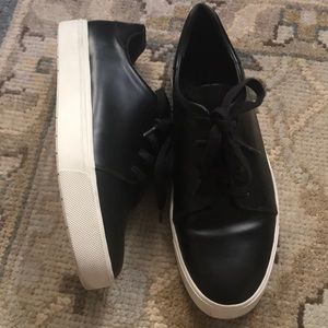 Vince Bale sneaker size 9 Us preowned